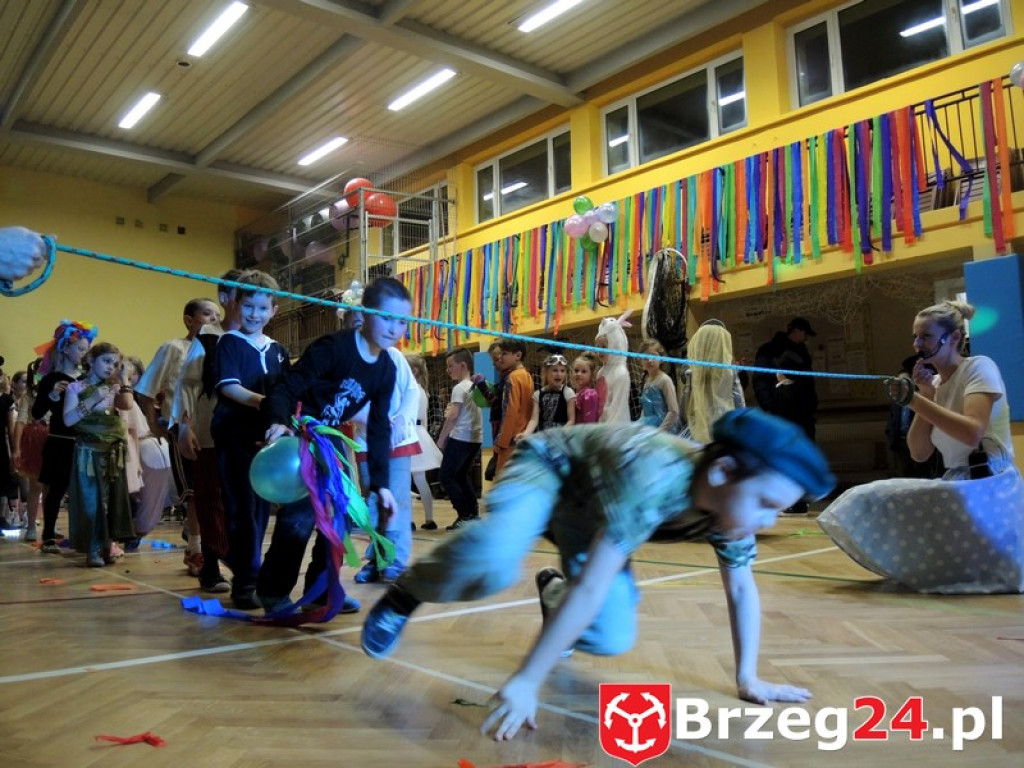 Niech żyje bal ... w ÓSEMCE