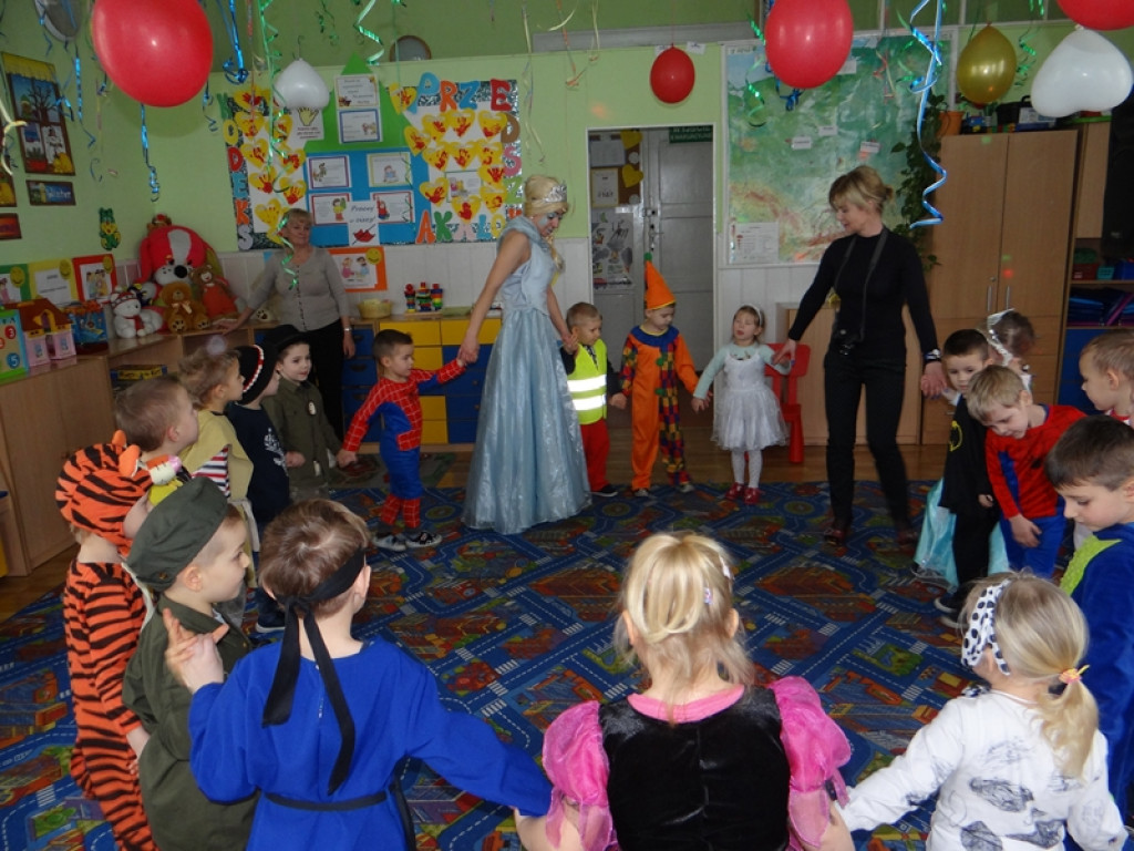 Przedszkolaki z Krzyżowic odwiedziły Krainę Lodu