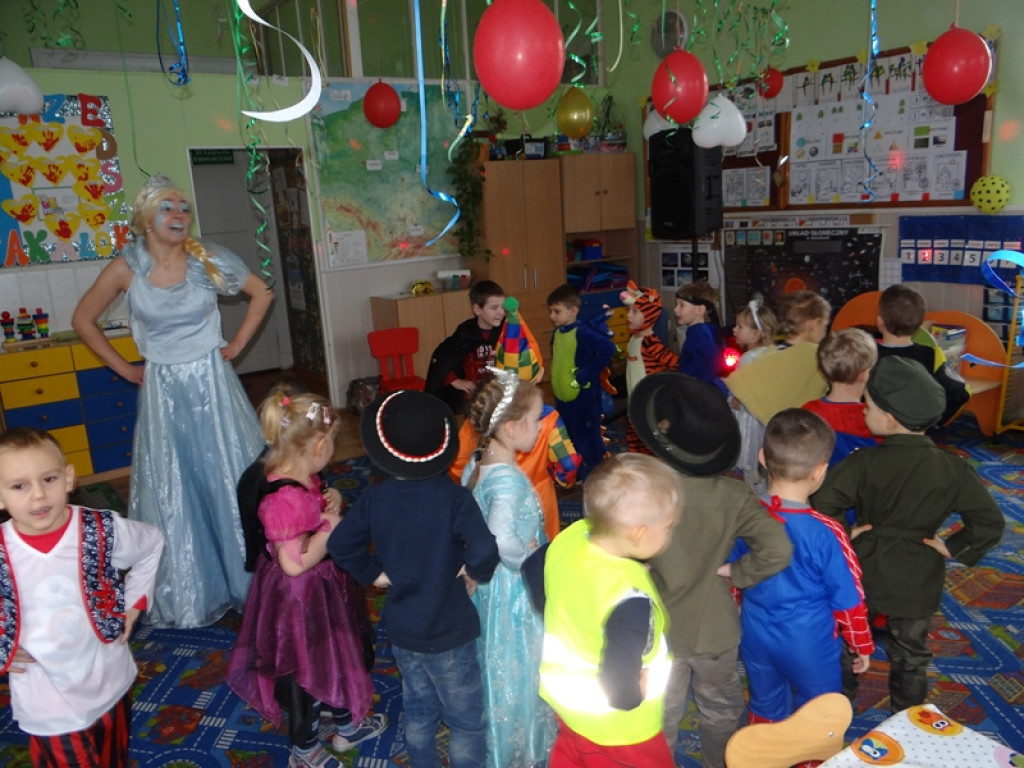 Przedszkolaki z Krzyżowic odwiedziły Krainę Lodu