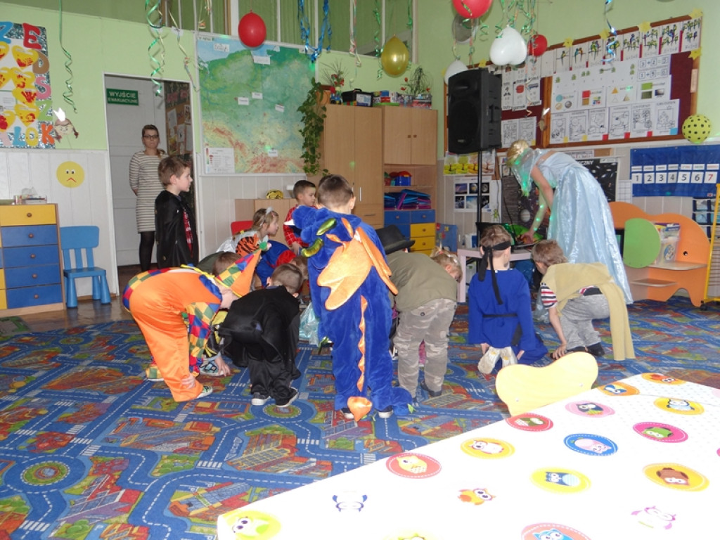 Przedszkolaki z Krzyżowic odwiedziły Krainę Lodu
