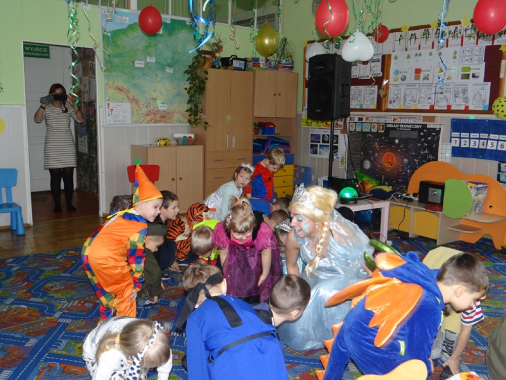 Przedszkolaki z Krzyżowic odwiedziły Krainę Lodu