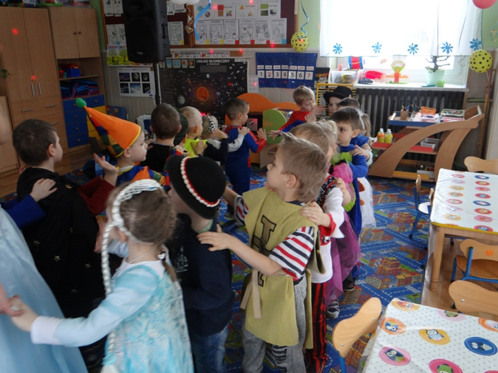 Przedszkolaki z Krzyżowic odwiedziły Krainę Lodu
