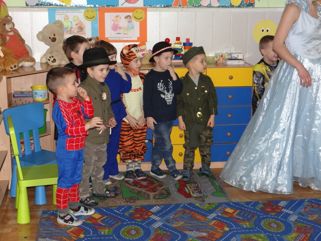 Przedszkolaki z Krzyżowic odwiedziły Krainę Lodu