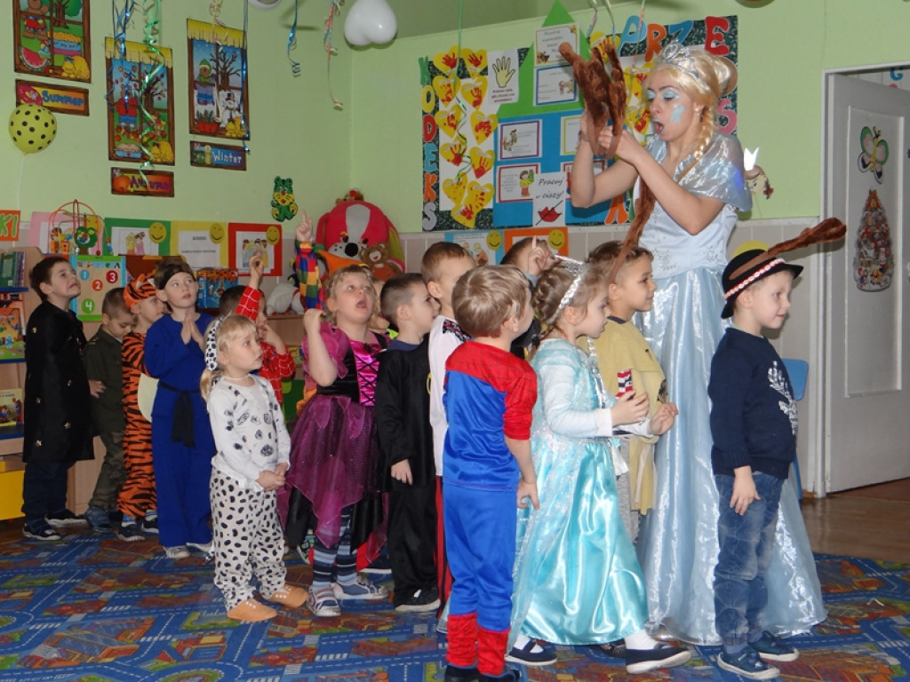 Przedszkolaki z Krzyżowic odwiedziły Krainę Lodu