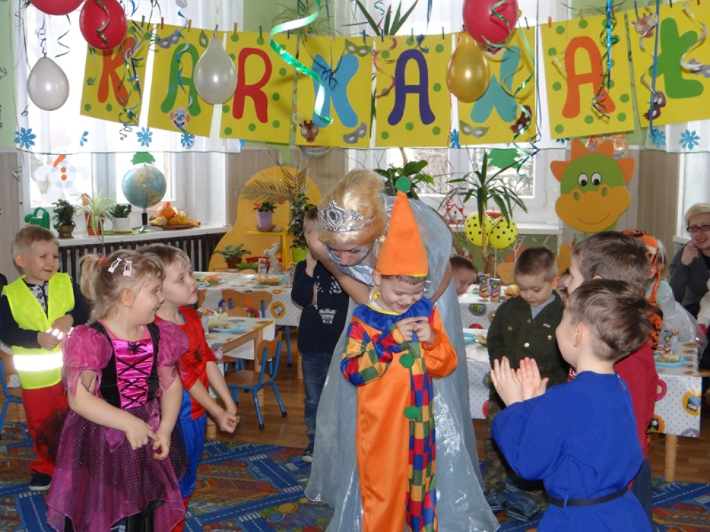 Przedszkolaki z Krzyżowic odwiedziły Krainę Lodu