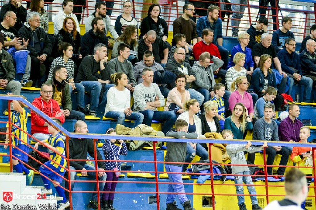 Akademicy wygrywają w starciu z Gredarem