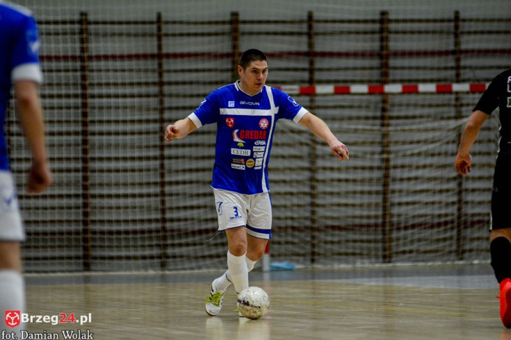 Akademicy wygrywają w starciu z Gredarem