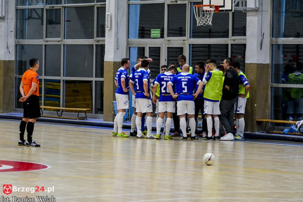 Akademicy wygrywają w starciu z Gredarem