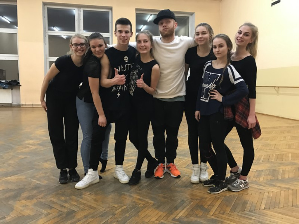 Wybitni instruktorzy tańca odwiedzili Brzeskie Centrum Kultury. 