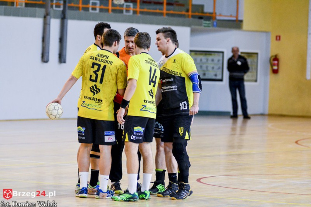 Smutek i żal. Porażka Olimpu z ASPR Zawadzkie