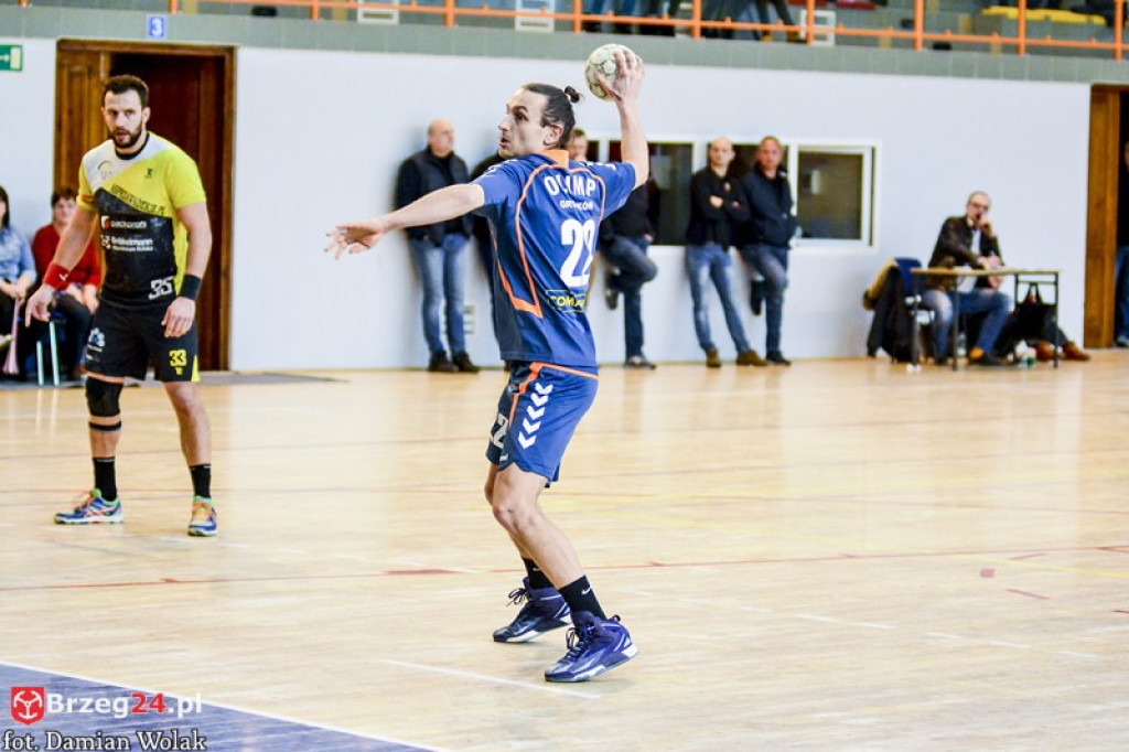 Smutek i żal. Porażka Olimpu z ASPR Zawadzkie