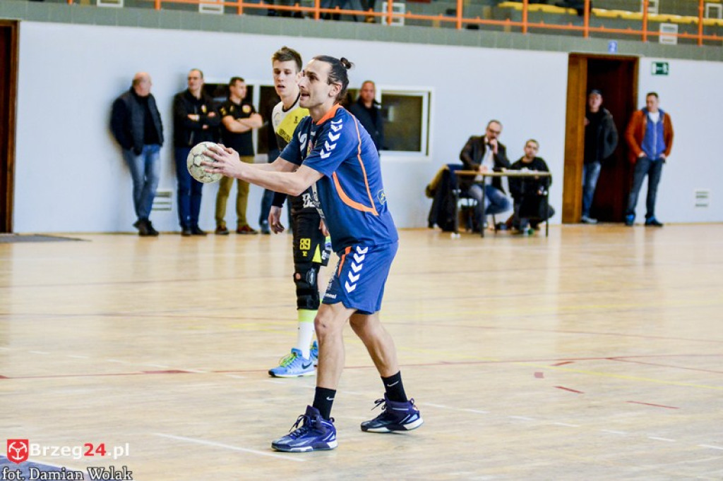 Smutek i żal. Porażka Olimpu z ASPR Zawadzkie