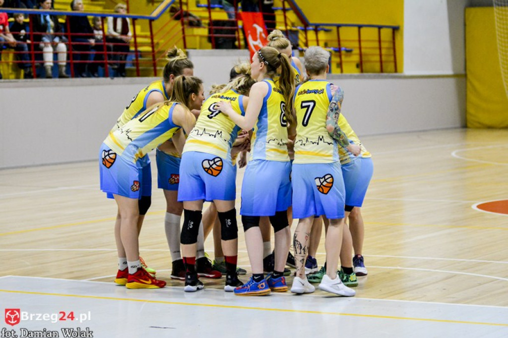 Ostrovia za mocna. Porażka KSK Stal Brzeg w hicie kolejki [galeria]