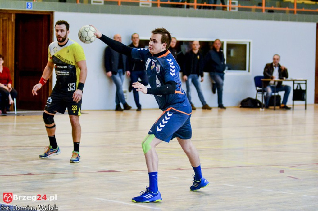 Smutek i żal. Porażka Olimpu z ASPR Zawadzkie