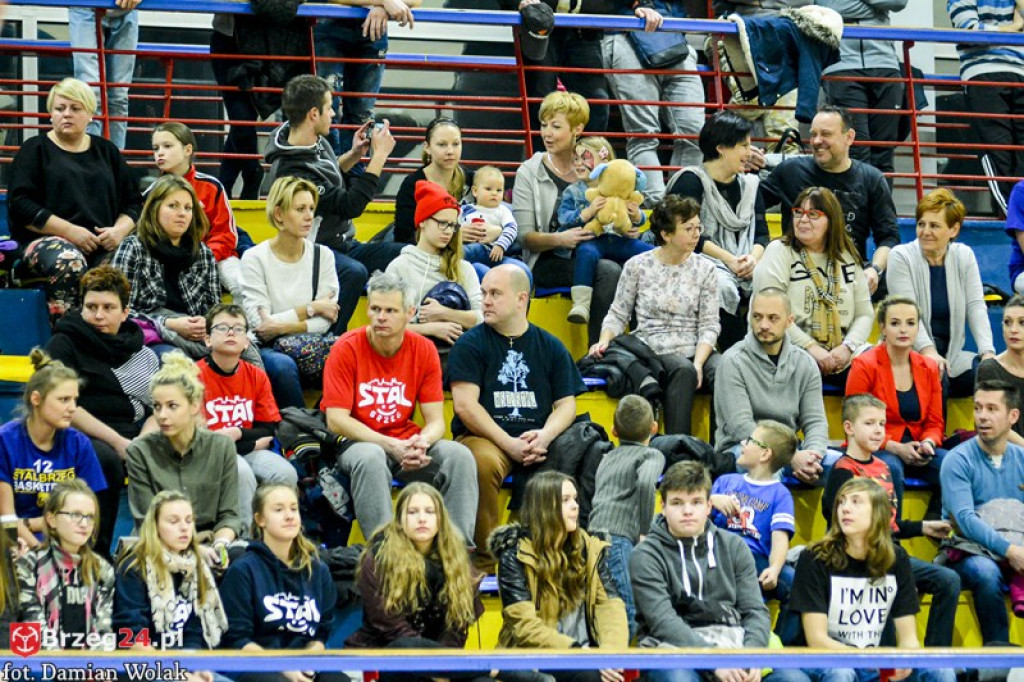 Ostrovia za mocna. Porażka KSK Stal Brzeg w hicie kolejki [galeria]