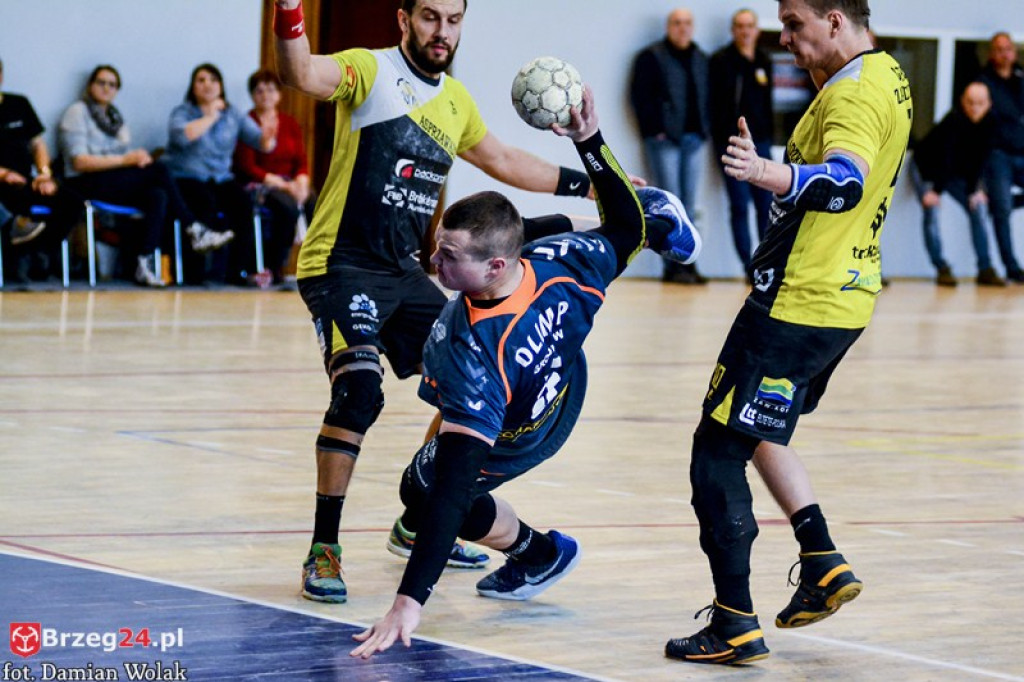 Smutek i żal. Porażka Olimpu z ASPR Zawadzkie