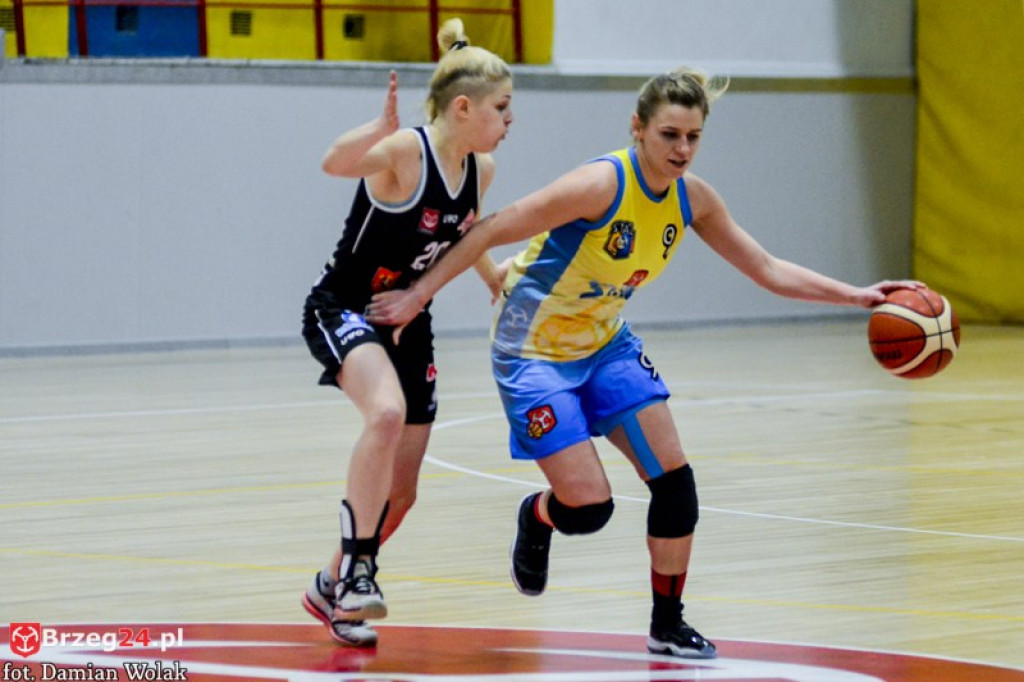 Ostrovia za mocna. Porażka KSK Stal Brzeg w hicie kolejki [galeria]