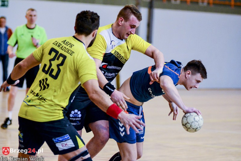 Smutek i żal. Porażka Olimpu z ASPR Zawadzkie