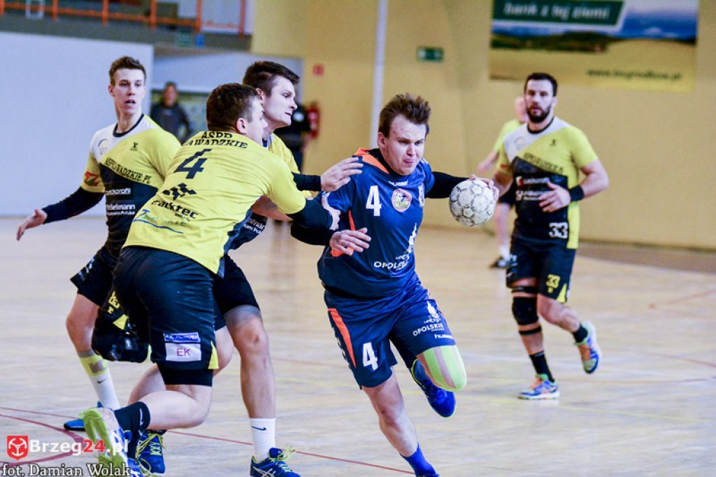Smutek i żal. Porażka Olimpu z ASPR Zawadzkie