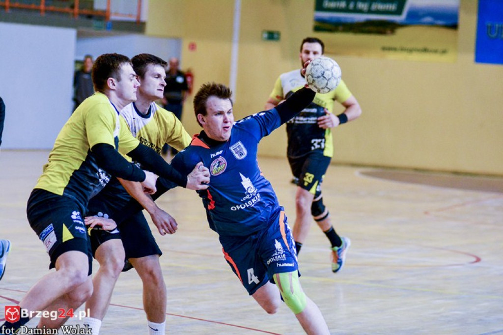 Smutek i żal. Porażka Olimpu z ASPR Zawadzkie