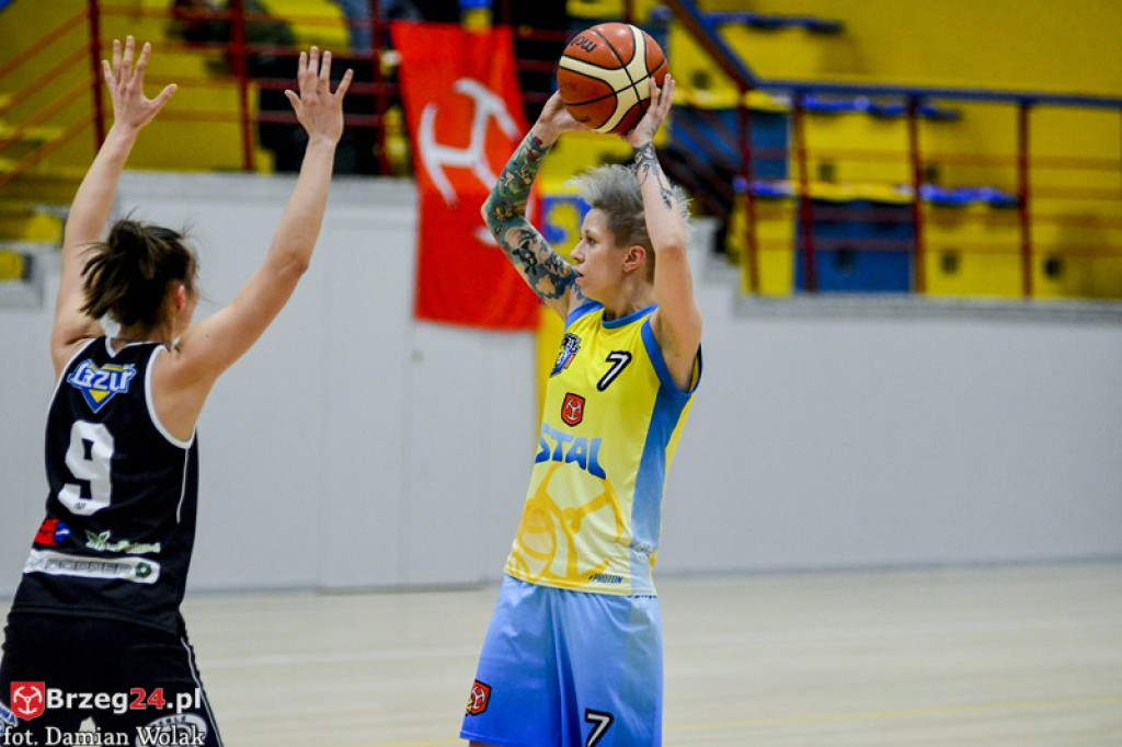 Ostrovia za mocna. Porażka KSK Stal Brzeg w hicie kolejki [galeria]