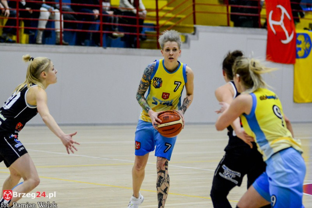 Ostrovia za mocna. Porażka KSK Stal Brzeg w hicie kolejki [galeria]