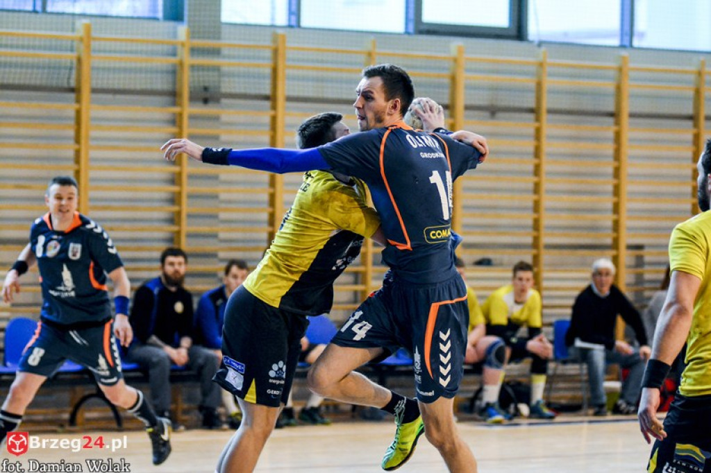 Smutek i żal. Porażka Olimpu z ASPR Zawadzkie