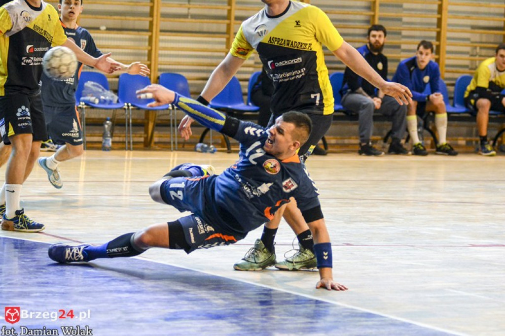 Smutek i żal. Porażka Olimpu z ASPR Zawadzkie