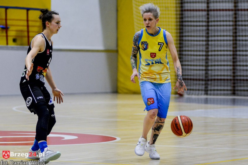 Ostrovia za mocna. Porażka KSK Stal Brzeg w hicie kolejki [galeria]