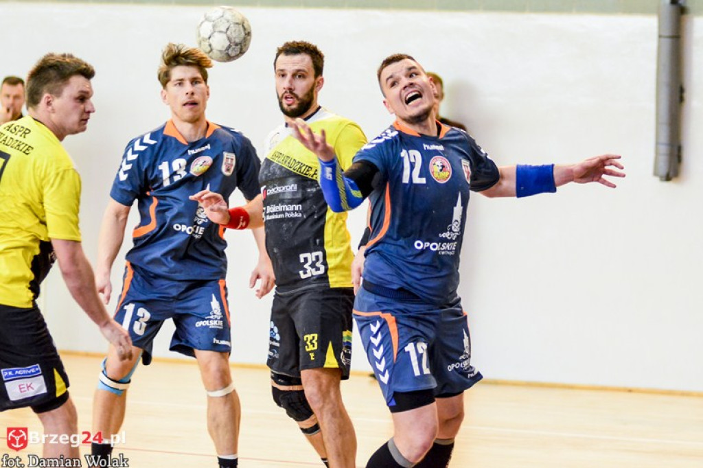 Smutek i żal. Porażka Olimpu z ASPR Zawadzkie