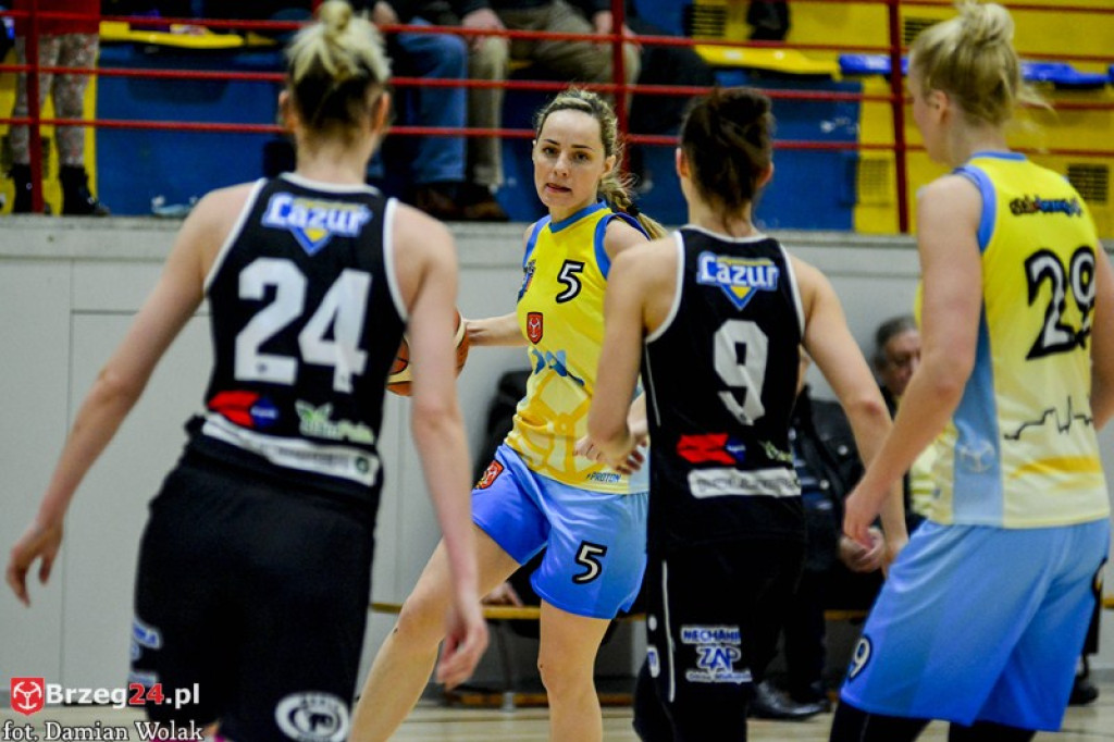 Ostrovia za mocna. Porażka KSK Stal Brzeg w hicie kolejki [galeria]