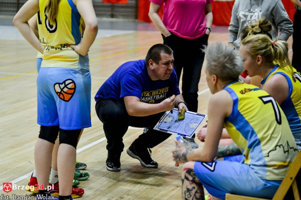 Ostrovia za mocna. Porażka KSK Stal Brzeg w hicie kolejki [galeria]