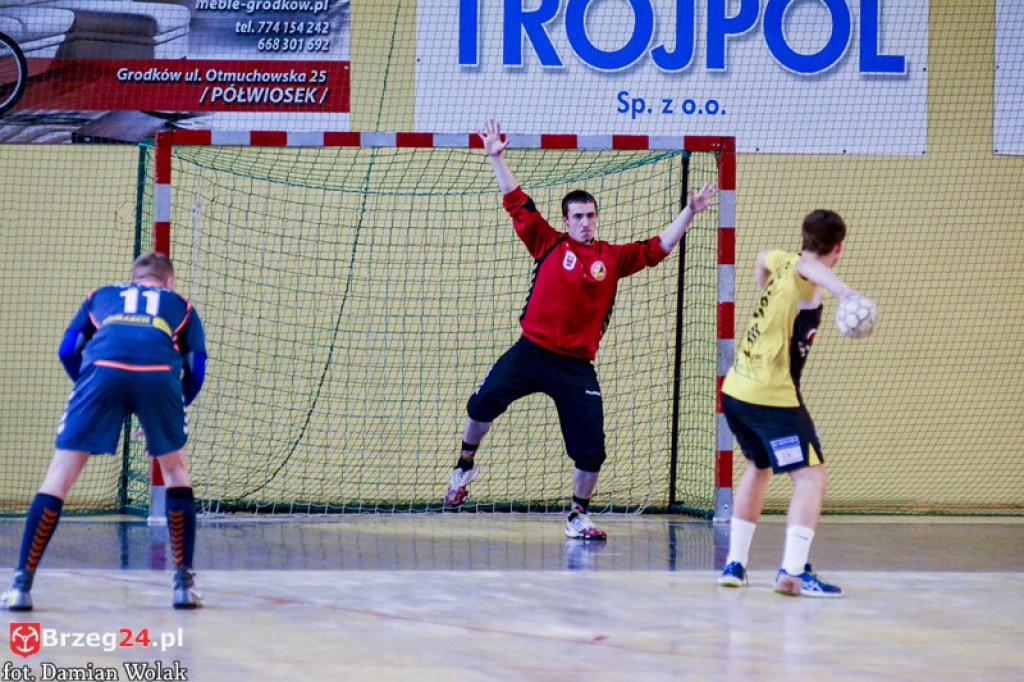 Smutek i żal. Porażka Olimpu z ASPR Zawadzkie