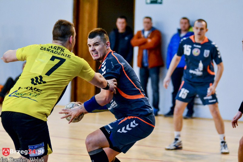 Smutek i żal. Porażka Olimpu z ASPR Zawadzkie