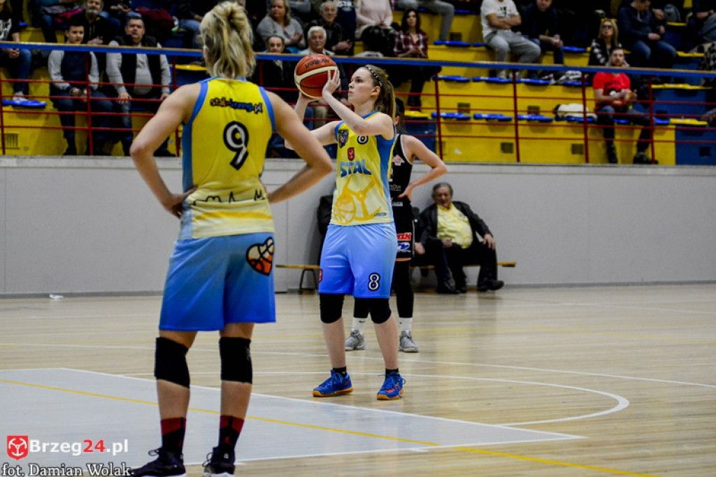 Ostrovia za mocna. Porażka KSK Stal Brzeg w hicie kolejki [galeria]