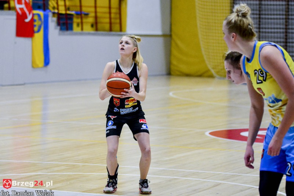 Ostrovia za mocna. Porażka KSK Stal Brzeg w hicie kolejki [galeria]