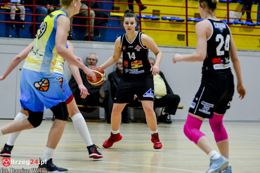 Ostrovia za mocna. Porażka KSK Stal Brzeg w hicie kolejki [galeria]