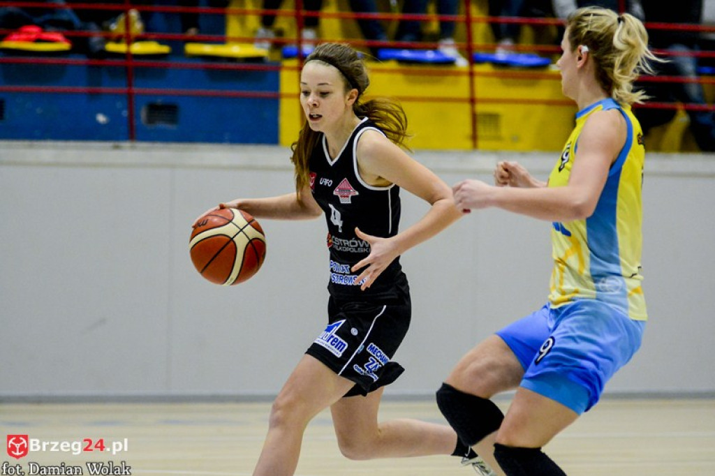 Ostrovia za mocna. Porażka KSK Stal Brzeg w hicie kolejki [galeria]