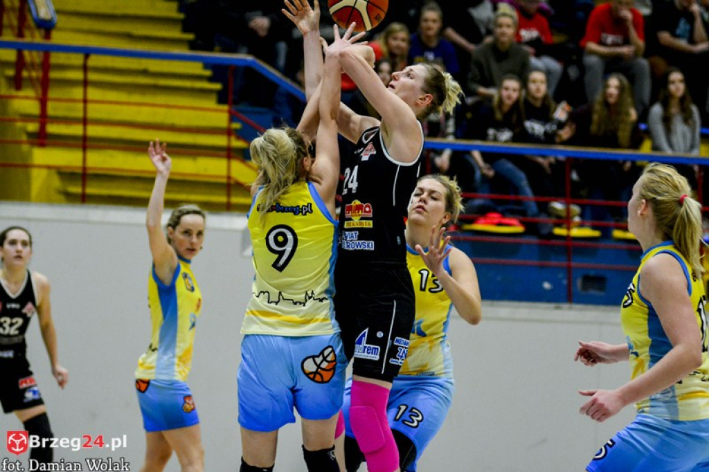 Ostrovia za mocna. Porażka KSK Stal Brzeg w hicie kolejki [galeria]