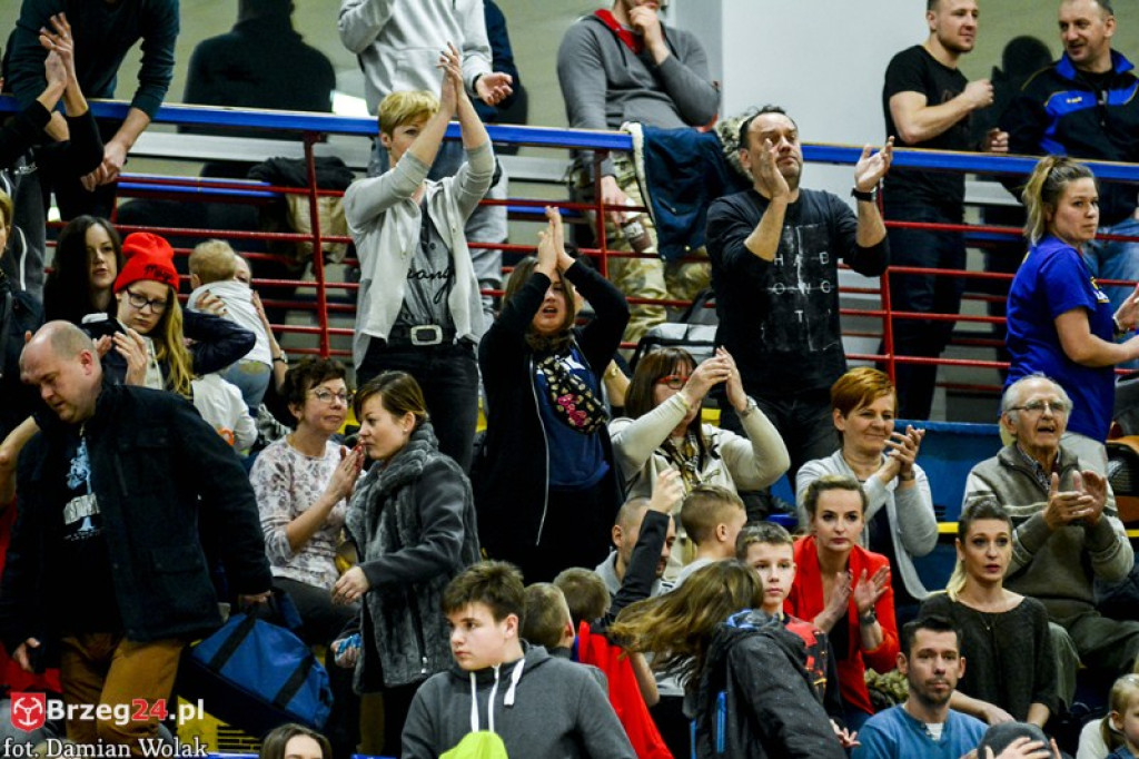 Ostrovia za mocna. Porażka KSK Stal Brzeg w hicie kolejki [galeria]