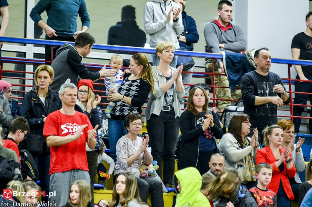 Ostrovia za mocna. Porażka KSK Stal Brzeg w hicie kolejki [galeria]