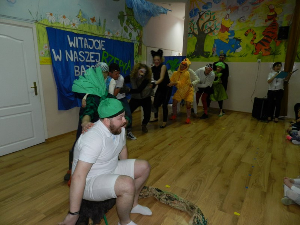 Rodzice -Dzieciom, czyli spektakl pt. 