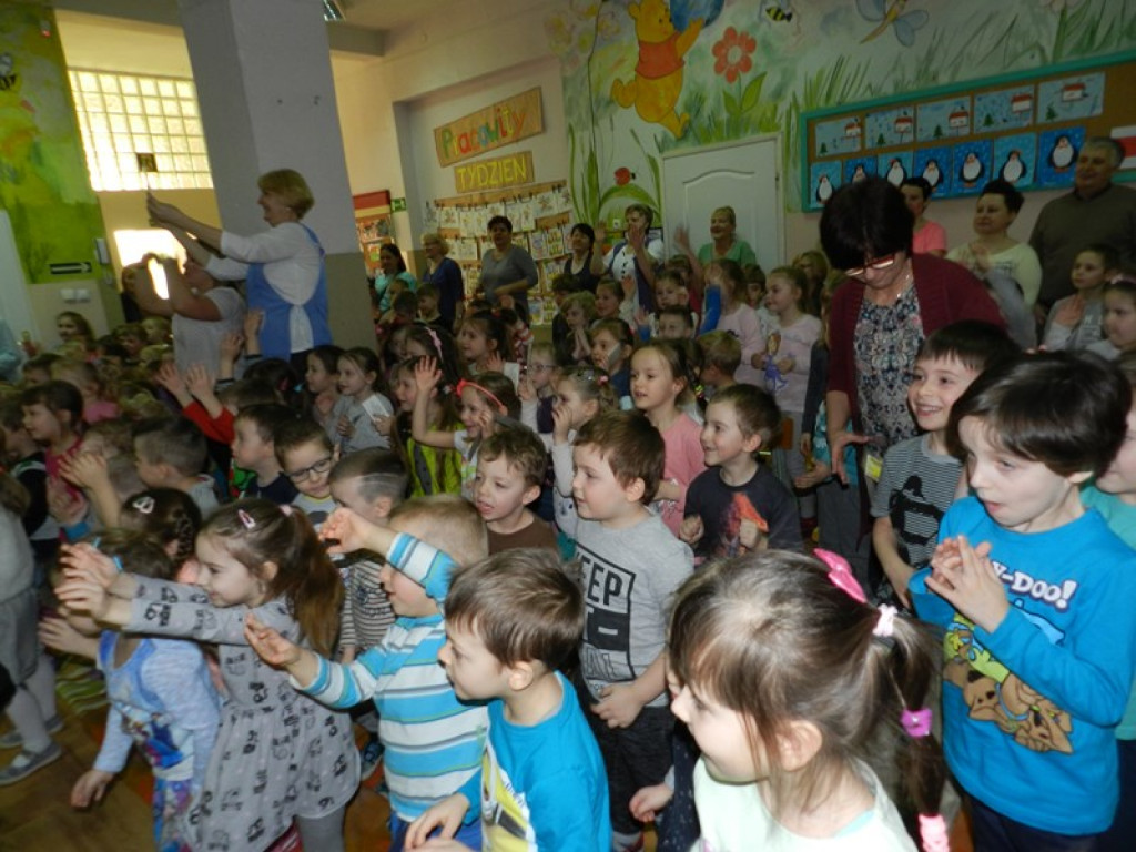 Rodzice -Dzieciom, czyli spektakl pt. 