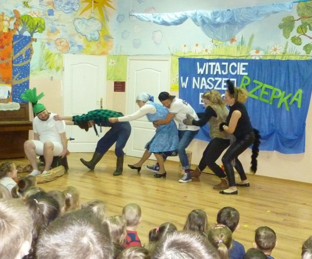 Rodzice -Dzieciom, czyli spektakl pt. 