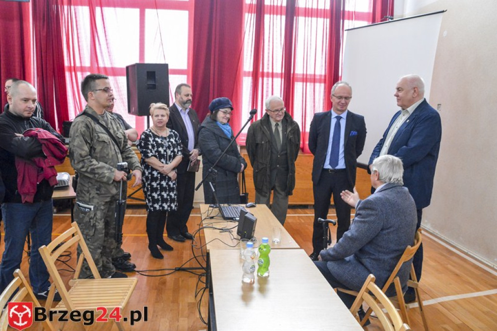 Profesor Krzysztof Szwagrzyk w ZS Centrum Kształcenia Praktycznego w Grodkowie [film, zdjęcia]