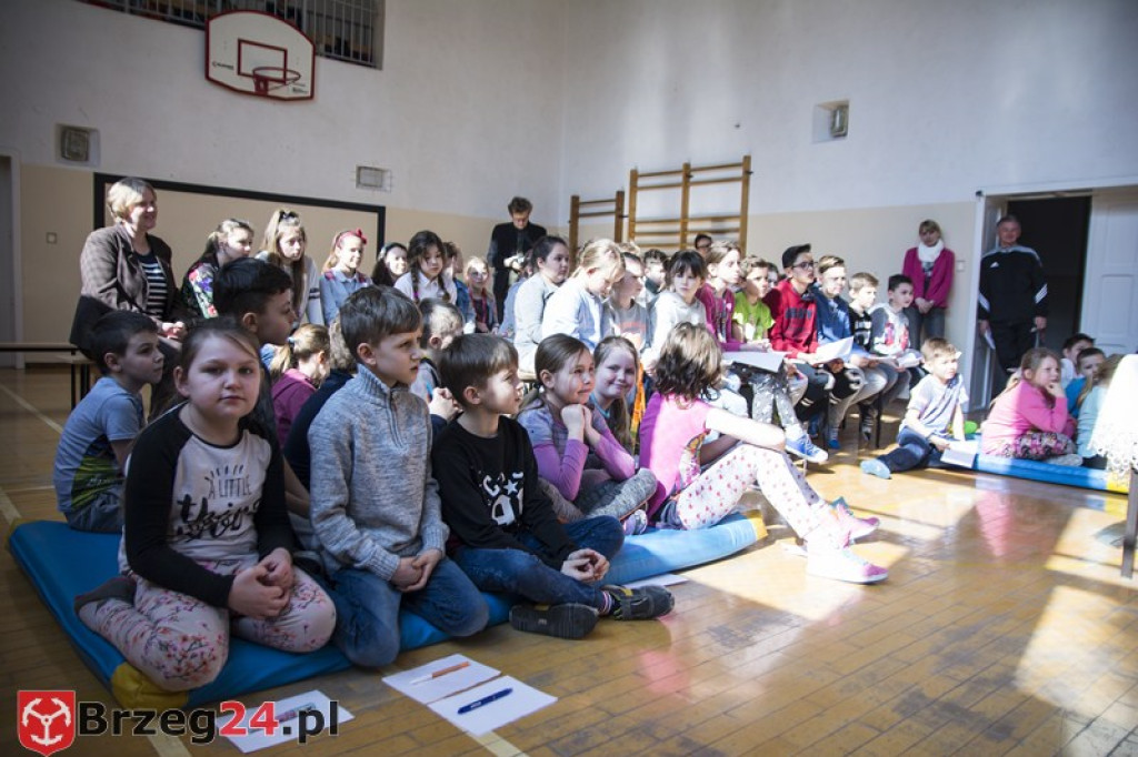 Spotkanie z mistrzynią paraolimpijską w szkole w Gałązczycach
