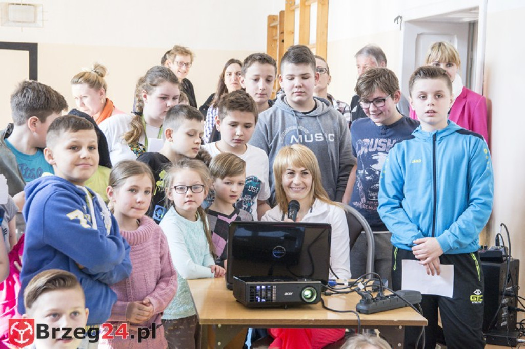 Spotkanie z mistrzynią paraolimpijską w szkole w Gałązczycach