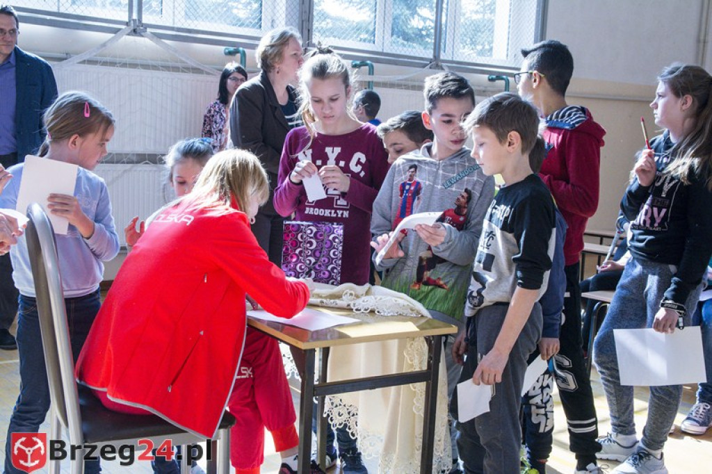 Spotkanie z mistrzynią paraolimpijską w szkole w Gałązczycach
