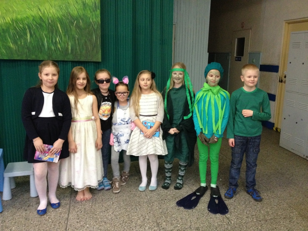 Mali czytelnicy z Publicznej Szkoły Podstawowej nr 5