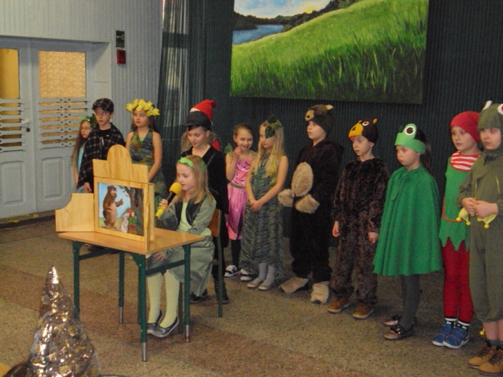 Mali czytelnicy z Publicznej Szkoły Podstawowej nr 5